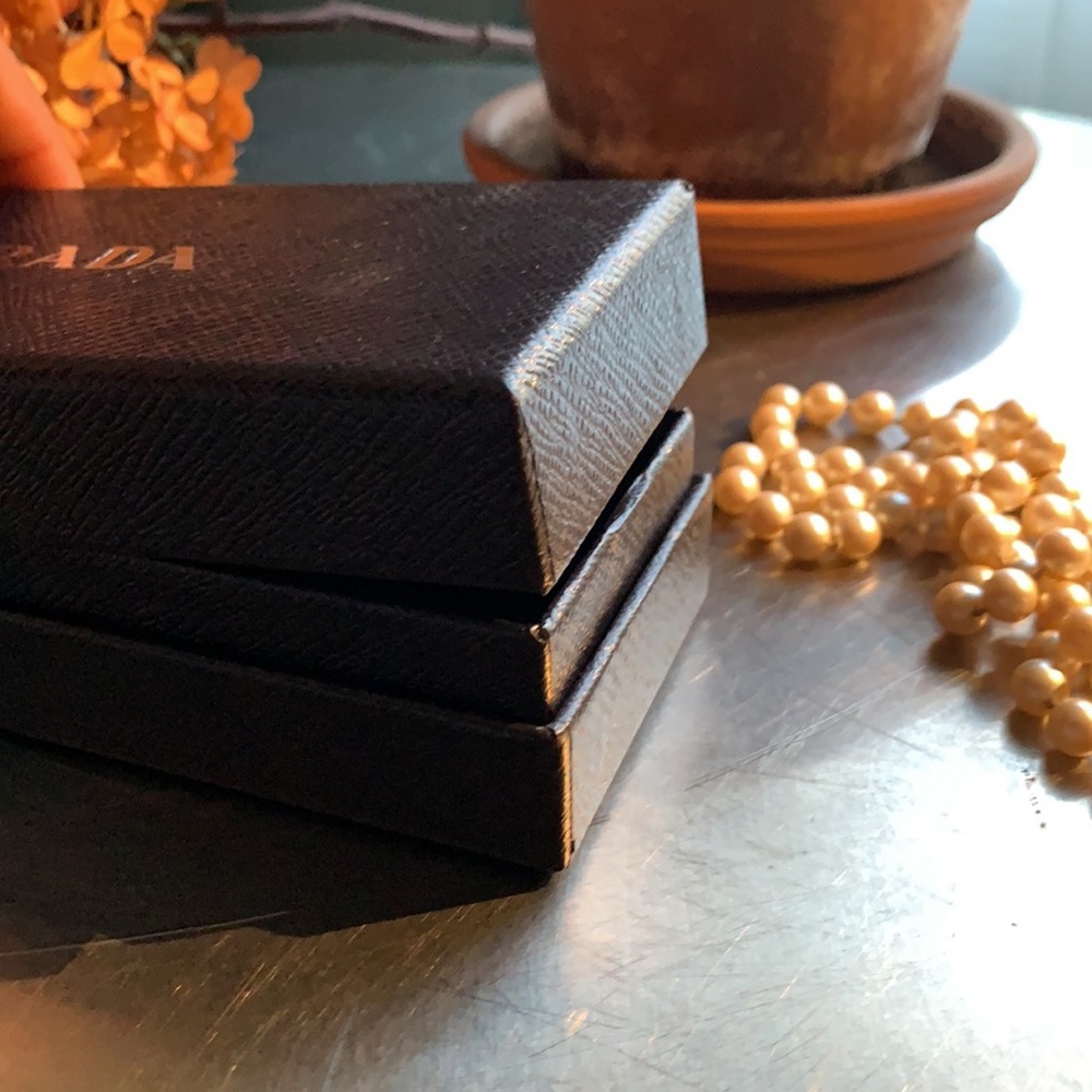 PRADA BOX - Picture 5 of 6